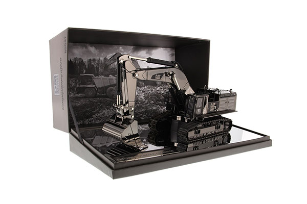1/50 記念モデル Cat 390F L 油圧ショベル ガンメタルフィニッシュ