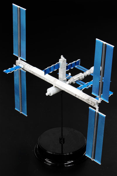 1/400 ISS 国際宇宙ステーション(2007年仕様) プラモデル[ドラゴン