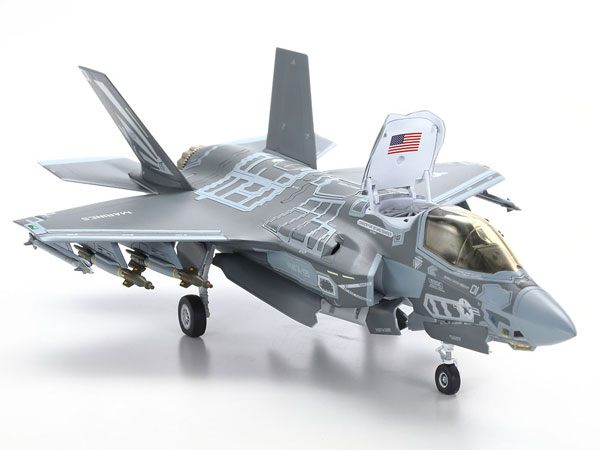 イタレリ 1425 1/72 F-35B ライトニングII プラモデル[タミヤ]《在庫切れ》