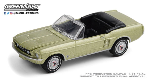 1/64 1967 Ford Mustang Convertible Sports Sprint - Lime Gold[グリーンライト]《在庫切れ》