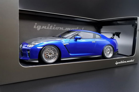 1/18 NISSAN GT-R (R35) Premium Edition Blue[イグニッションモデル