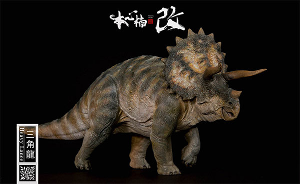 ジュラシックシリーズ 1/35 ダイナソースタチュー トリケラトプス