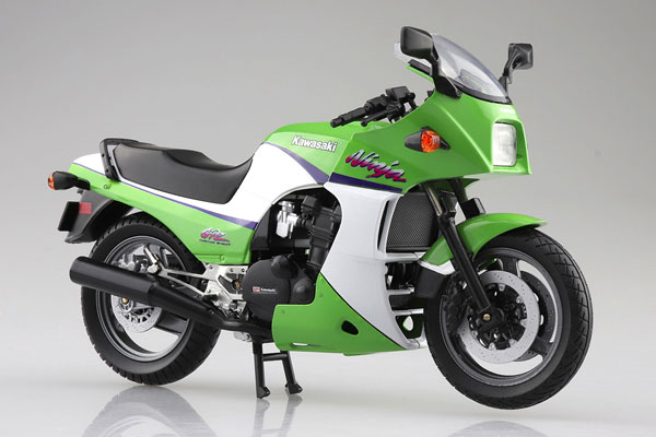 1/12 完成品バイク KAWASAKI GPZ900R ライムグリーン[スカイネット]《在庫切れ》