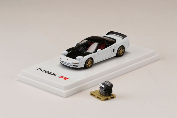 1/64 TOMYTEC HondaNSX type r （カスタマイズ) 1/64 ホンダ NSX (NA1) Type R カスタムバージョン エンジン