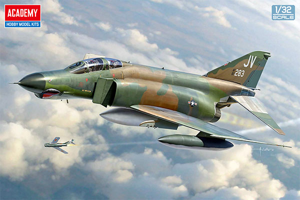 1/32 F-4E ファントムII “ベトナム” プラモデル[アカデミー