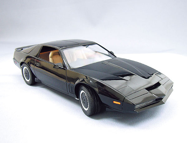 ムービーメカ No.KR-01 1/24 ナイトライダー ナイト 2000 K.I.T.T. シーズンI プラモデル（再販）[アオシマ]《０８月予約》