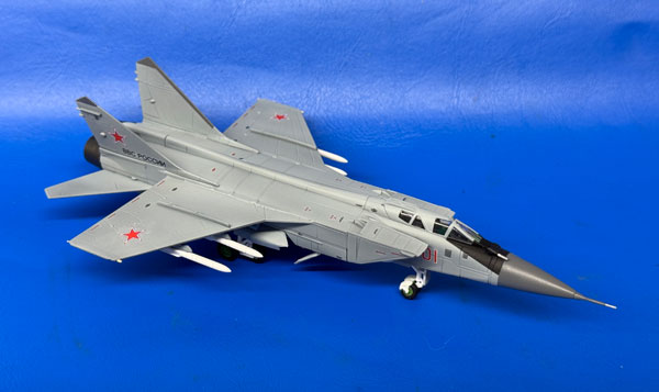 1/144 MiG-31フォックスハウンド プラモデル（再販）[エイチエムエー