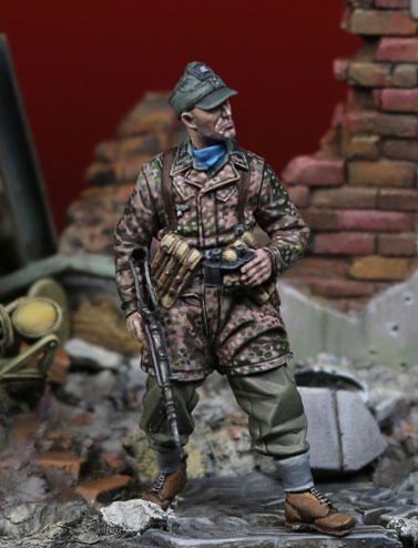 1/35 WWII ドイツ武装親衛隊 降下猟兵 双眼鏡を持つ猟兵[ダリウス