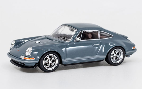 Titan 64 ポルシェSinger 911make up 1/64 Gray Make Up Titan 64 1:64 Scale Porsche Singer 911 964 Resin Car