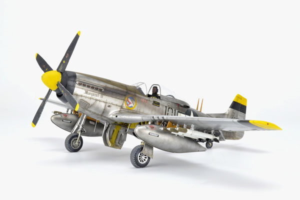 1/48 P-51D マスタング プロフィパック プラモデル（再販
