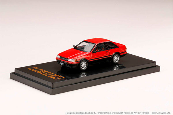 1/64 トヨタ カローラ レビン GT APEX 2ドア (AE86) レッド / ブラック