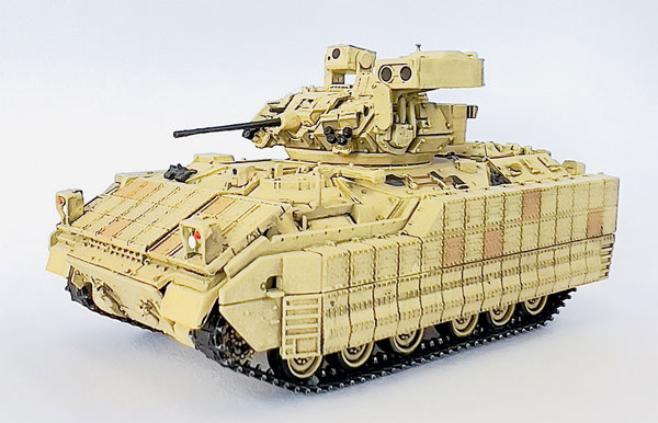 1/72 アメリカ軍 歩兵戦闘車 M2A3 ブラッドレー ERA (デザートイエロー