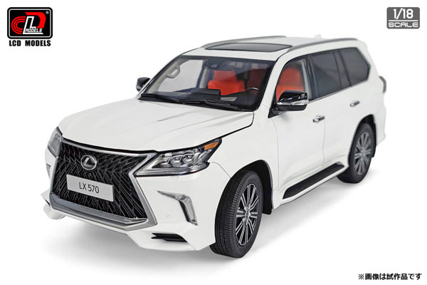 1/18 LEXUS LX570 ホワイト[LCD MODEL]【送料無料】《在庫切れ》