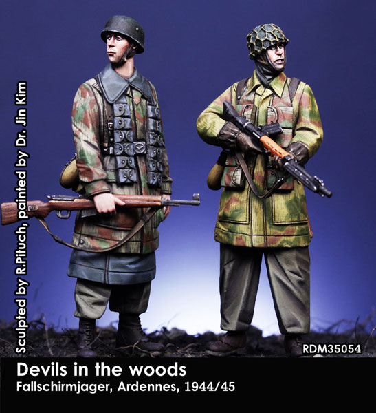 1/35 WWII ドイツ 降下猟兵セット アルデンヌ1944/45(2体入)[Rado