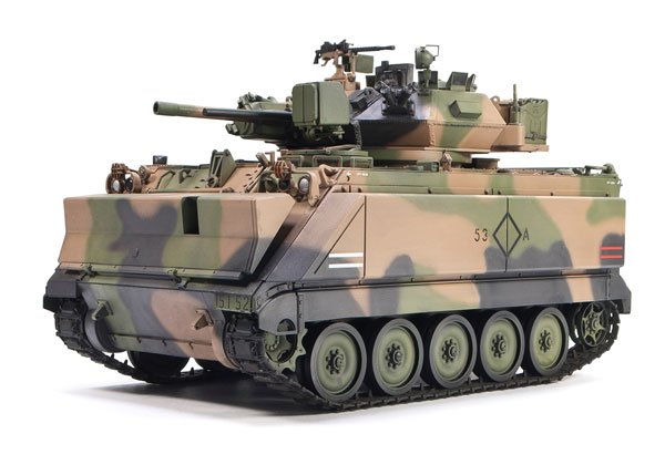 1/35 オーストラリア陸軍 M113A1 MRV 中型偵察車 プラモデル[AFVクラブ