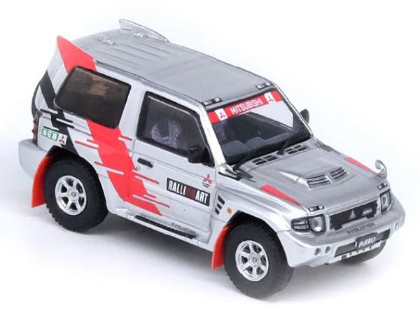 1/64 Mitsubishi パジェロ エボリューション “RALLIART” シルバー[INNO