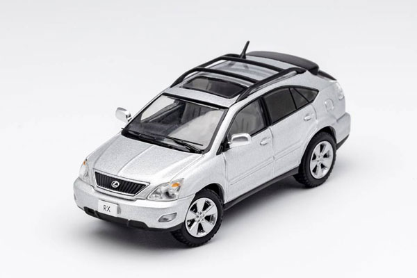 Lexus RX 1/18 スケールモデル シルバー（“美しすぎる”レクサス