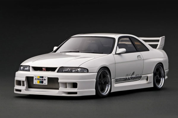 1/18 GReddy GT-R (BCNR33) Pearl White[イグニッションモデル]【送料