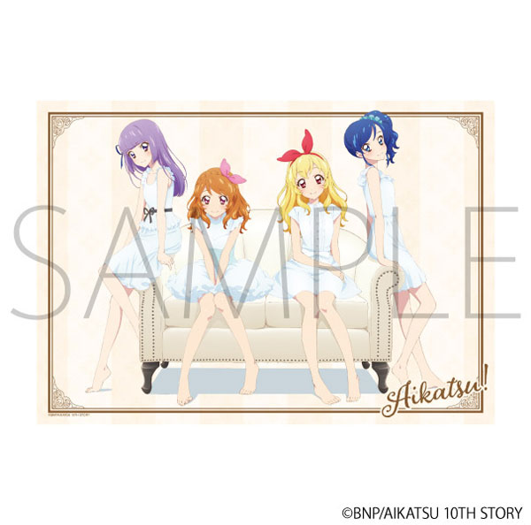 アイカツ！ タペストリー いちご・あおい・あかり・スミレ[ムービック