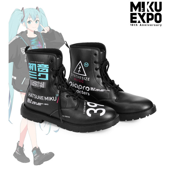 【お得】 激レア入手困難！初音ミク echo エナメルブーツ 靴