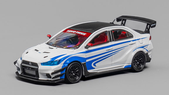 1/64 Mitsubishi ランサー エボリューション X Varis ホワイト[CM・MODEL]