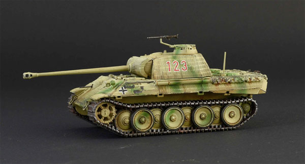 1/56 WW.II ドイツ軍 Sd.Kfz.171 パンター戦車 A型 プラモデル[イタレリ]《在庫切れ》