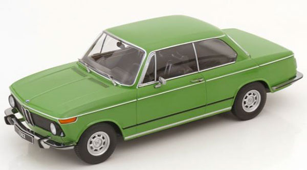 【ラッピング不可】 1/18 BMW 1502 2.series 1974 グリーン[KKスケール]《在庫切れ》 乗用車