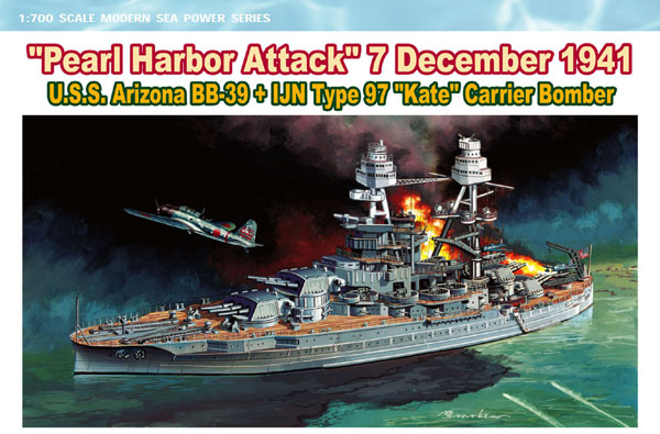 1/700 WW.II 1941年12月8日 真珠湾攻撃 アメリカ海軍戦艦アリゾナ BB-39＆日本海軍  九七式艦上攻撃機2機付属（再販）[ドラゴンモデル]《在庫切れ》