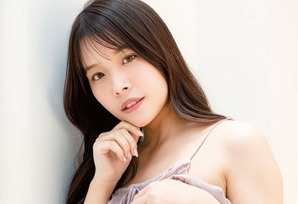 八木奈々 2025年カレンダー[ハゴロモ]《在庫切れ》