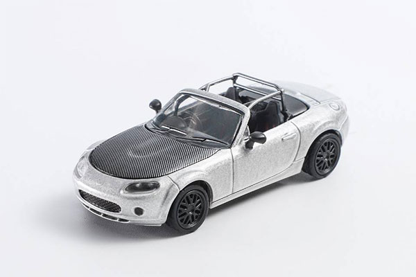 1/64 マツダ MX5 レーシングバージョン - (RHD) - シルバー[ダイキャストチーム]