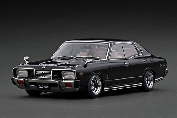 1/18 Nissan Gloria Brougham (330) Black[イグニッションモデル]