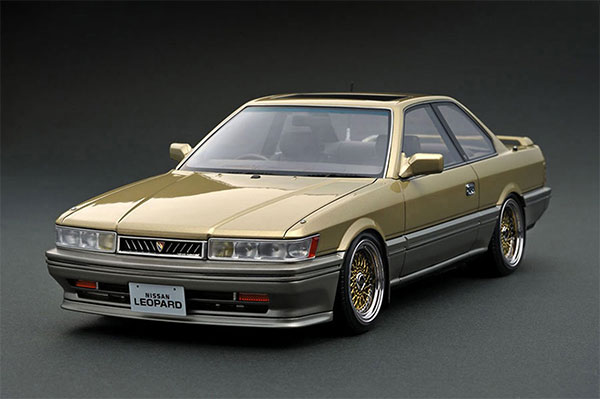 1/18 Nissan Leopard 3.0 Ultima (F31) Gold/Silver[イグニッションモデル]