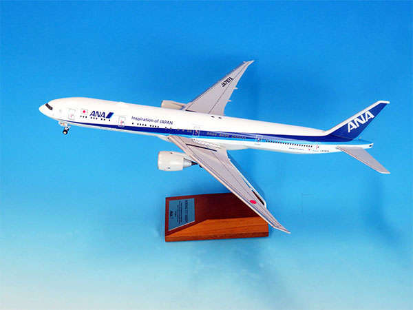 1/200 BOEING 777-300ER JA797A 完成品(WiFiレドーム・ギア付)[全日空商事]