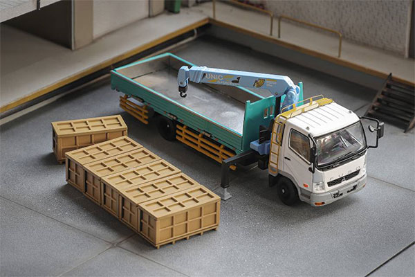 ■【GCD】1/64FUSO FIGHTER1024トラック白UNICクレーン付 Minicar] New release of Mitsubishi Fuso Fighter UNIC vehicle