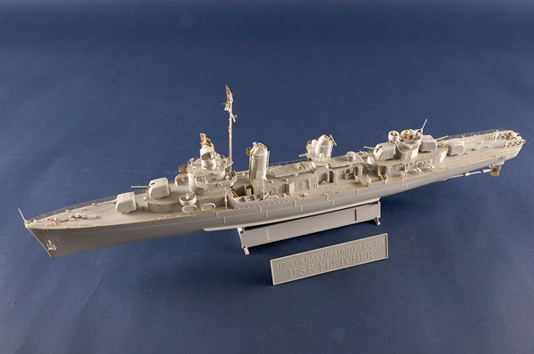 1/200 アメリカ海軍駆逐艦 DD-445 フレッチャー プラモデル[トランペッターモデル]