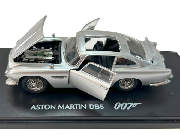 1997 年ザ・マンスターズ ヴィンテージプラモデル 1/43 アストンマーティン DB5 1965 シルバー(007版)[XiaoGuang
