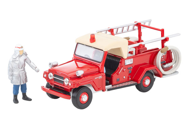トミカリミテッドヴィンテージ LV-31c 日産 パトロール ポンプ