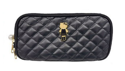 ハローキティ キルティングポーチ ブラック[ティー・シー・ピー]《発売