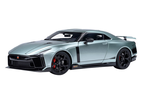 1/18 NISSAN GT-R50 by ITALDESIGN (メタリック・グリーン/ブラック)[オートアート]