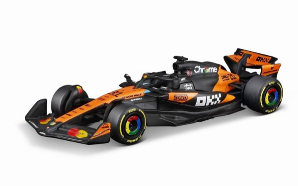 【レア　未開封】NFLマクファーレン　2pack　★ハッセルベックvsポラマル★ 1/64 マクラーレン F1チーム MCL39 2025 No，81 O.ピアストリ[ブラゴ