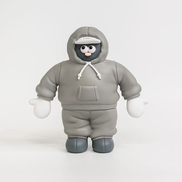 #2 スウェットを着たソフビのトモダチ！(グレー・キャップ)