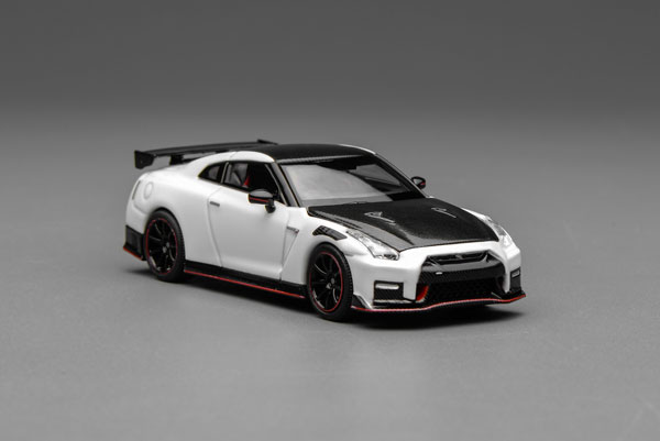 1/64 Nissan GT-R NISMO (R35) Special Edition 2022 Brilliant White