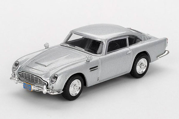 1/64 アストンマーチン DB5 「カジノ・ロワイヤル」(2006)日本限定