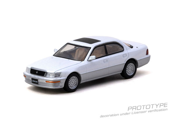 1/64 Lexus LS400 (UCF10) Pearl White(ペーパーボックス)[Tarmac Works]《０９月仮予約》