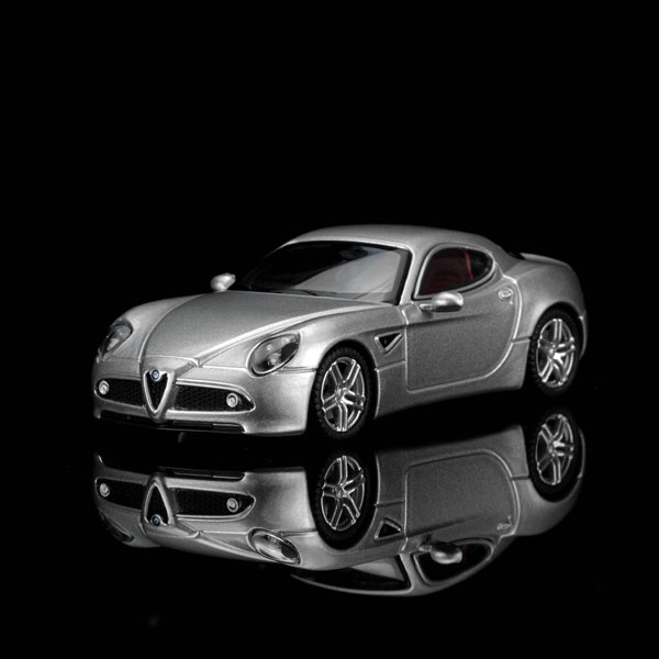 1/64 アルファ ロメオ 8C Competizione 2008 Grigio Nuvolari