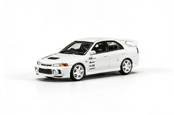 1/64 三菱 Lancer Evolution IV GSR Kansai Livery White[MOTORHELIX