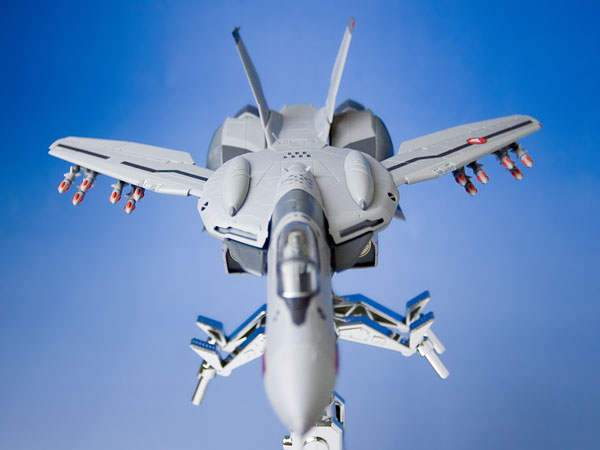マクロスゼロ 1/60 完全変形 VF-0A[やまと]《在庫切れ》