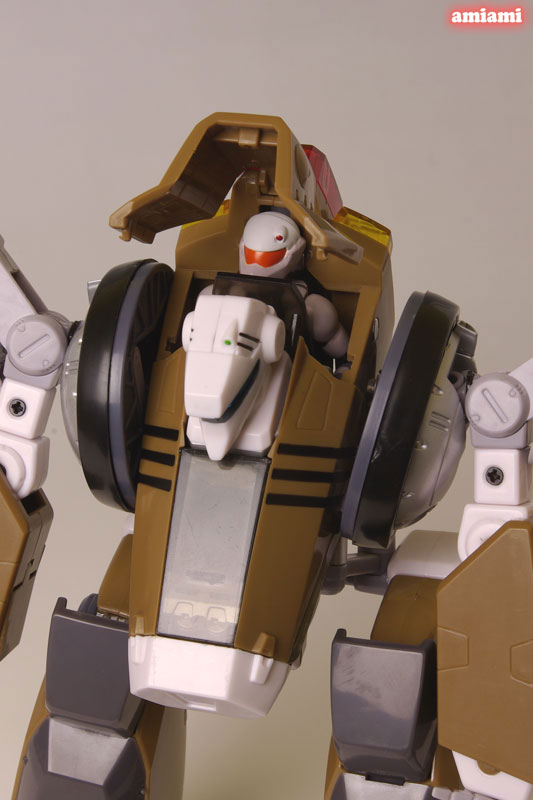 メガゾーン23 1/15スケール 完全変形ガーランド 自治軍カラー仕様