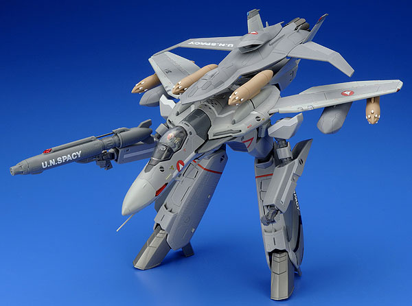 マクロスゼロ 1/60 完全変形 VF-0A工藤シン機 with QF-2200D-B