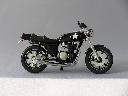 サンエンス少年マガジン 1/24カワサキ、カスタム バイク